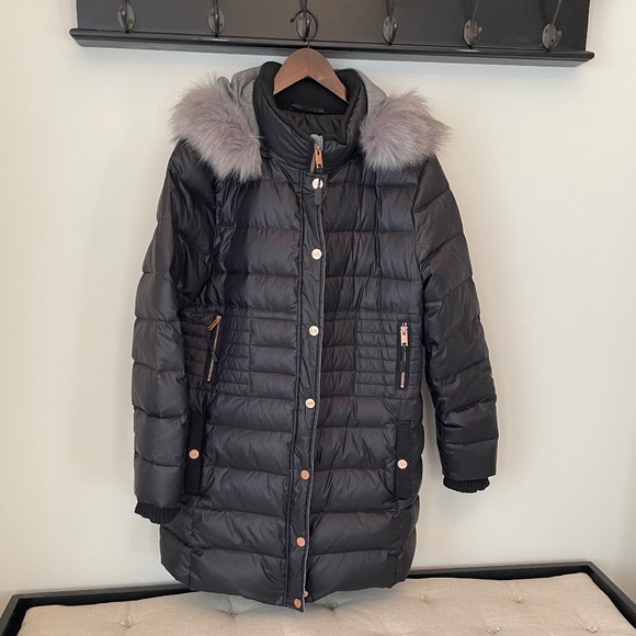 Livik Black Winter Down Filled Puffer Coat - Picture 1 of 6